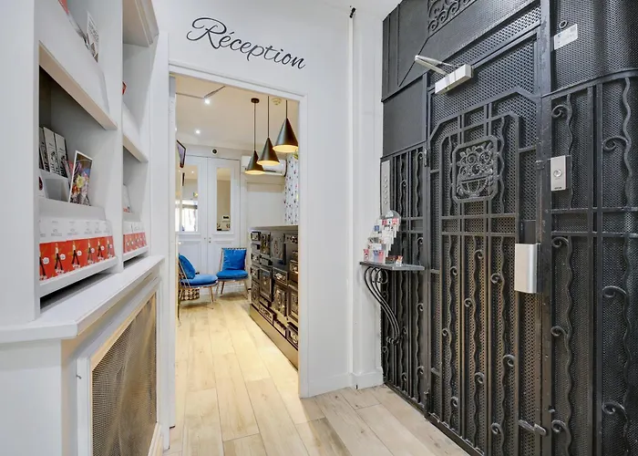 Riviera ElyseesHotel Pas Cher Paris